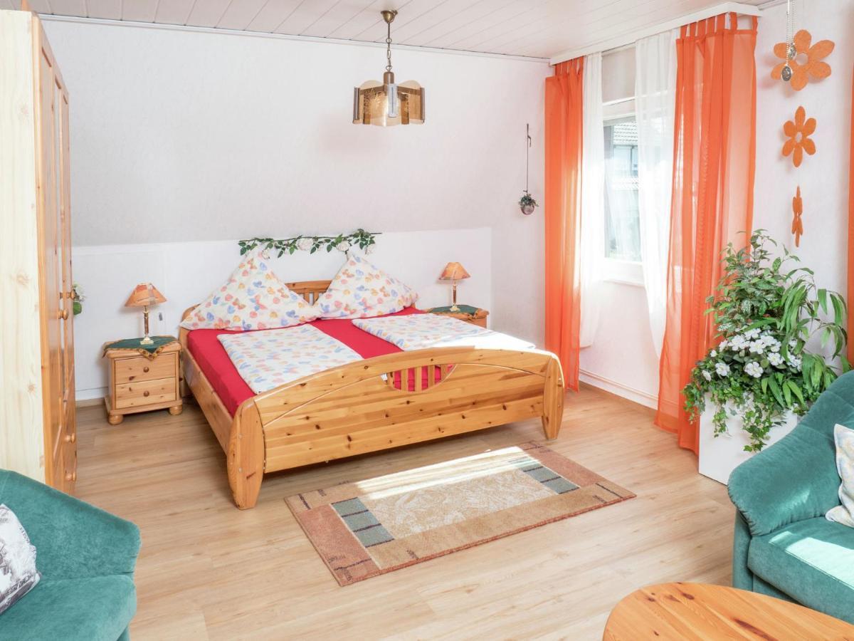 Cheerful Apartment Near City Centre Of Haslach Haslach im Kinzigtal Eksteriør billede